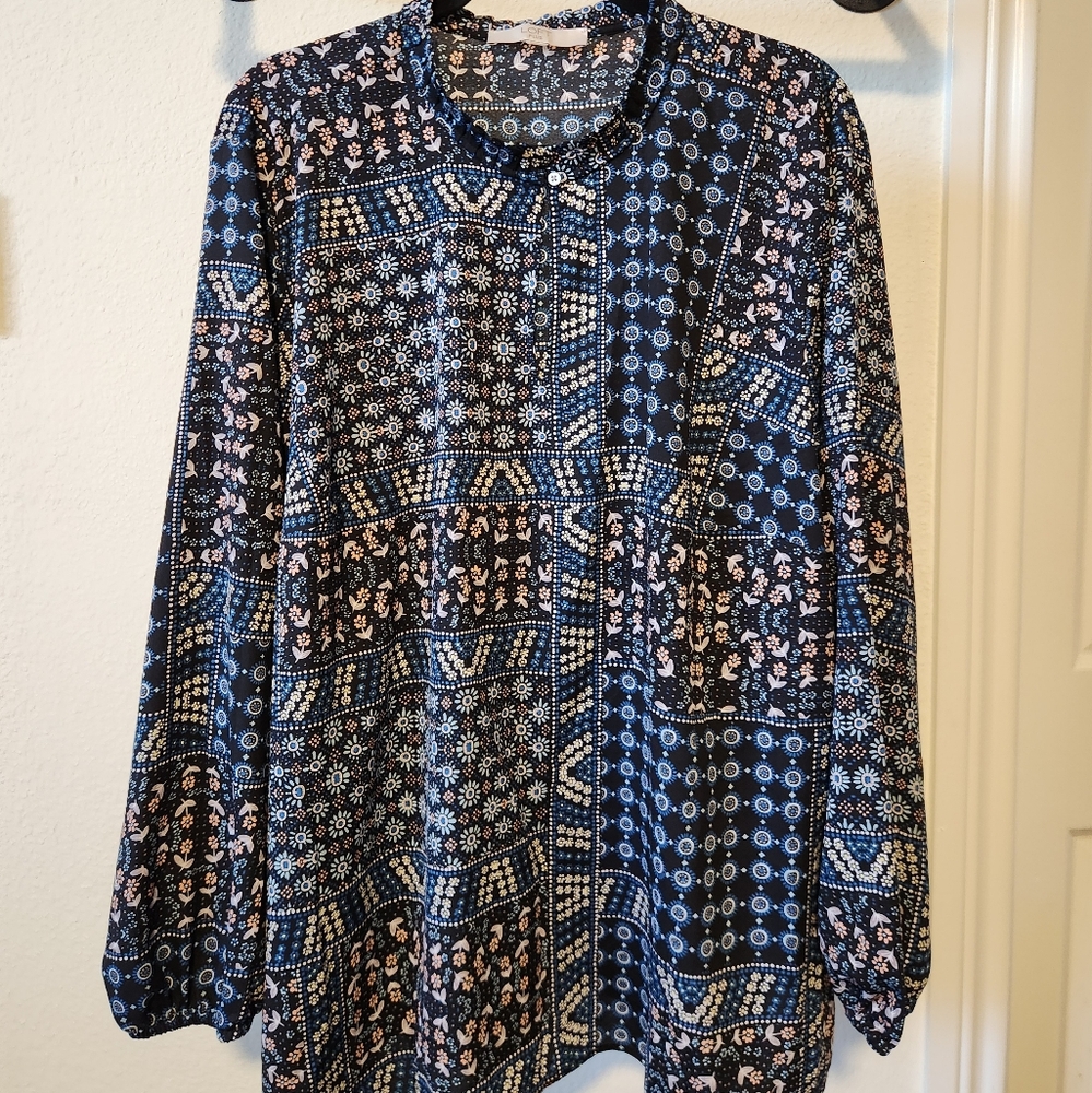LOFT Blue and Black Geometric Print Blouse